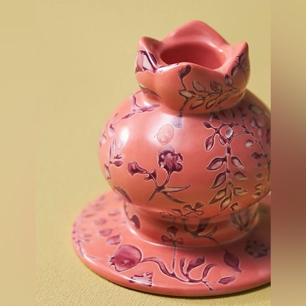 NWT - AMANDA PINK CERAMIC TAPER CANDLE HOLDER  (PAIR)